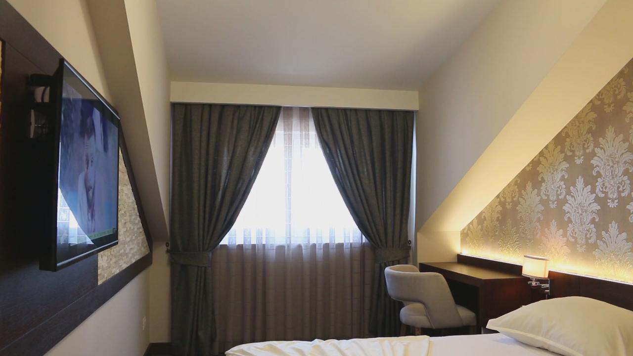 Hotel Admiral พริเซรน ภายนอก รูปภาพ