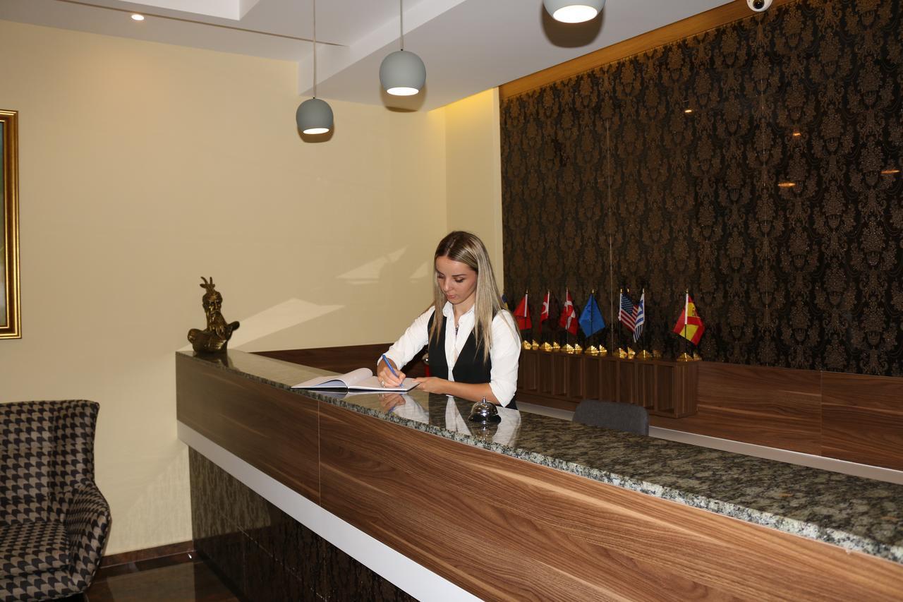 Hotel Admiral พริเซรน ภายนอก รูปภาพ
